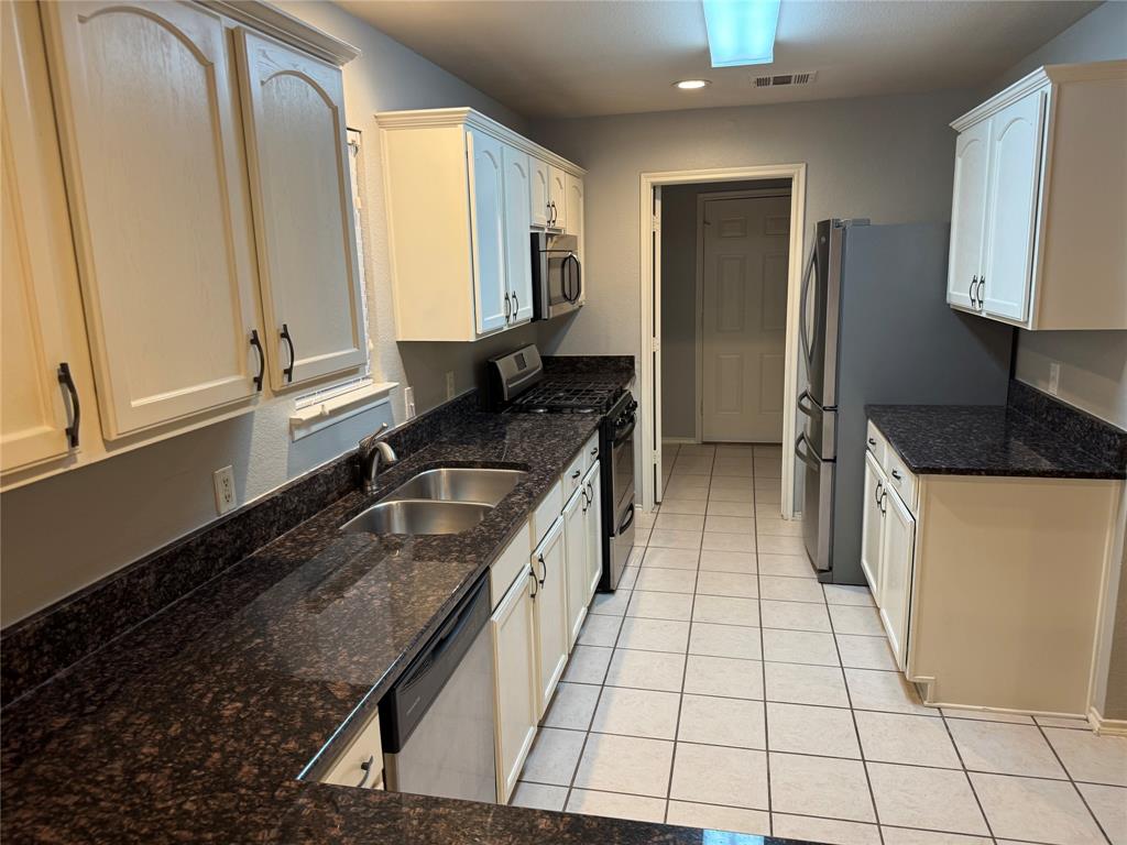 Winsor Meadows At Westridge Ph 5 - Residential Lease