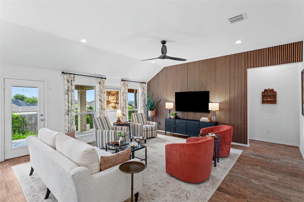 6921 Trail Rock Drive
