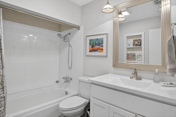 White Rock Village 02 - Residential