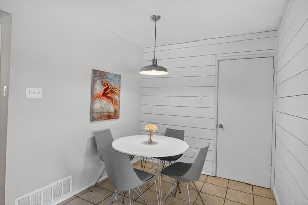 White Rock Village 02 - Residential