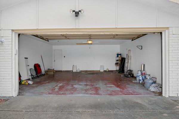 White Rock Village 02 - Residential