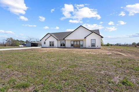 Photo of 14457 E FM 1396, Windom, TX 75492 (MLS # 21238738)