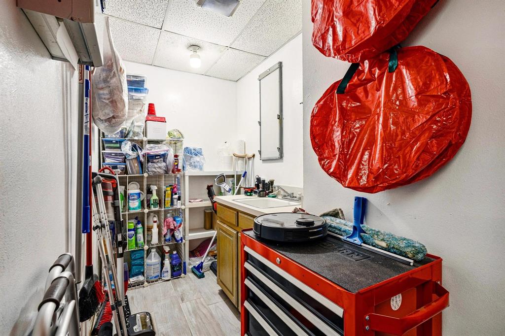 W F Patterson Surv Abs #969 - Commercial Sale