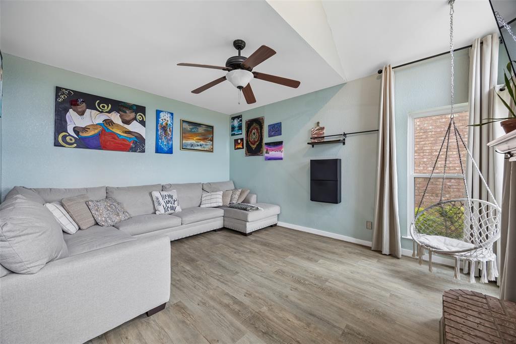 1407 Ranchview Court