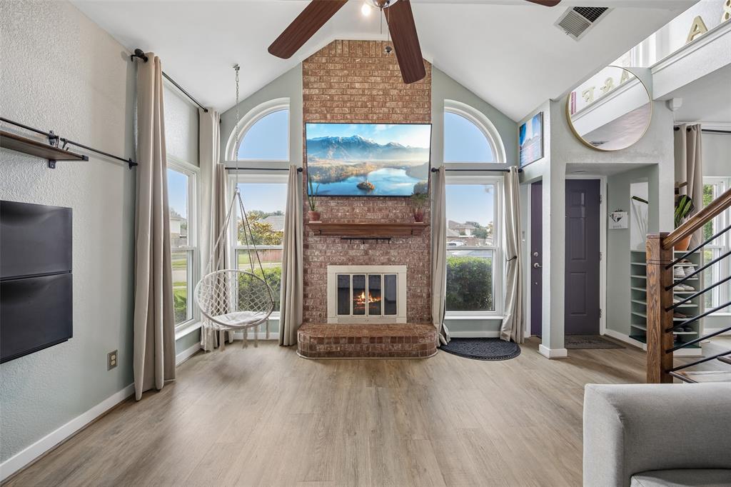 1407 Ranchview Court