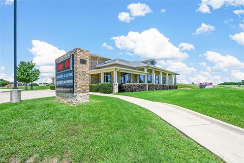 5535 Lake Ridge Parkway Grand Prairie TX 75052