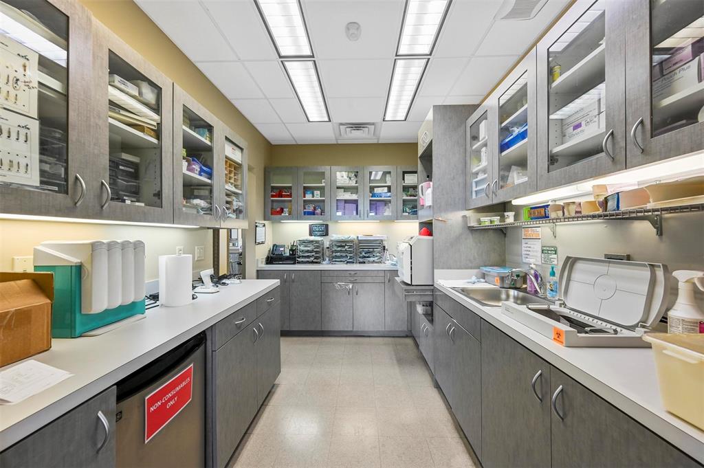 Lake Parks Add - Commercial Sale