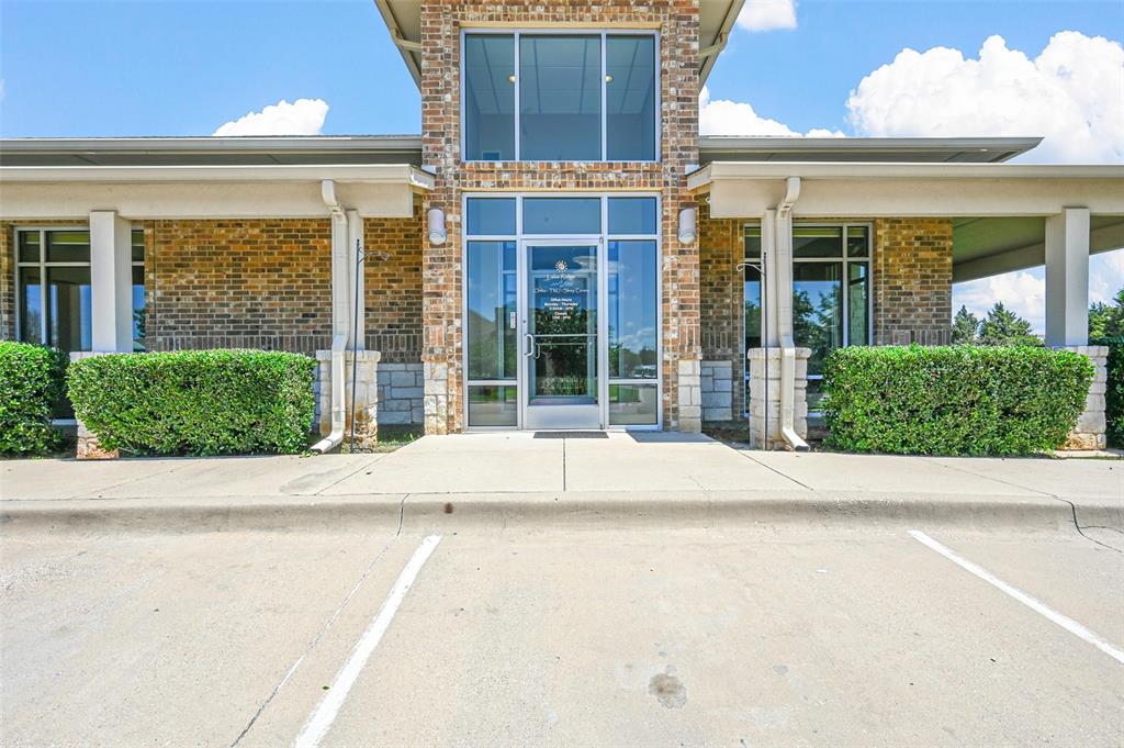 5535 Lake Ridge Parkway