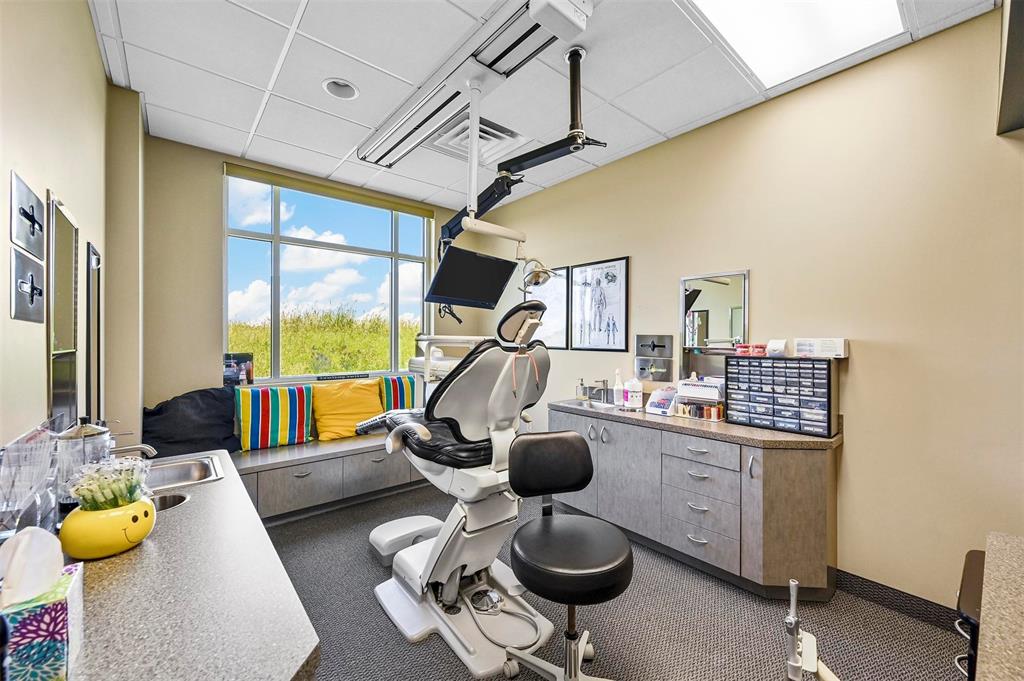 Lake Parks Add - Commercial Sale