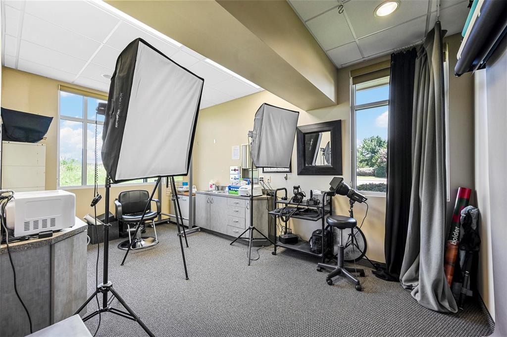 Lake Parks Add - Commercial Sale