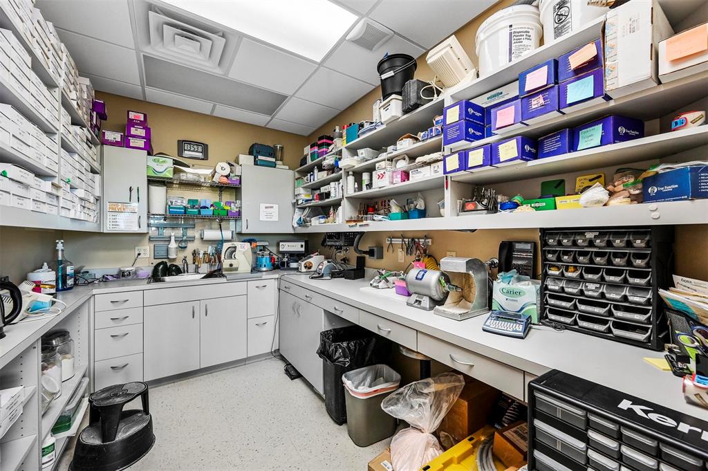 Lake Parks Add - Commercial Sale