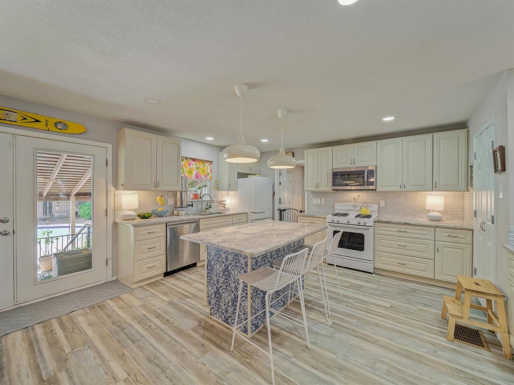 Boat Club Estates - Residential