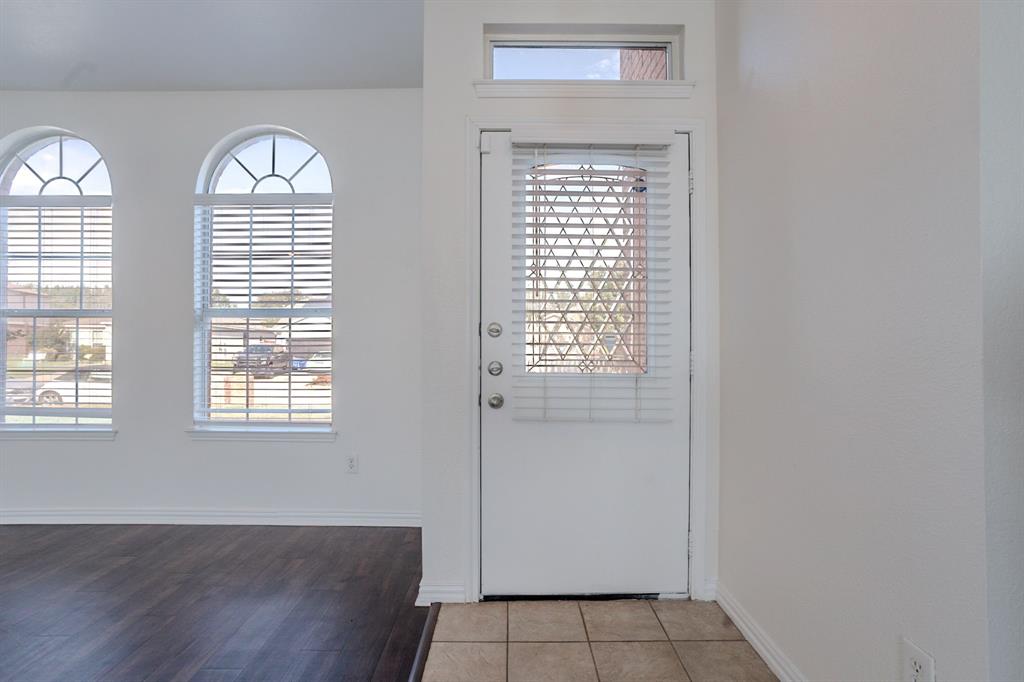 1129 Roundhouse Drive