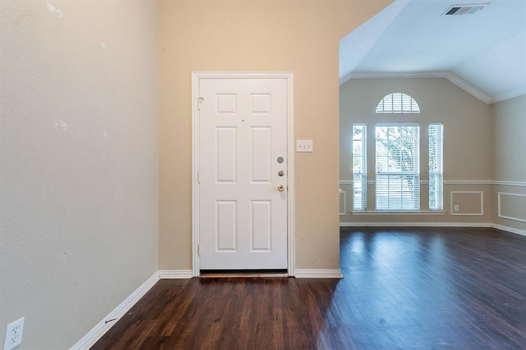 1712 Farmington Drive