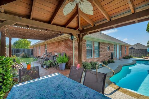 641 Carriage Lane Saginaw TX 76179