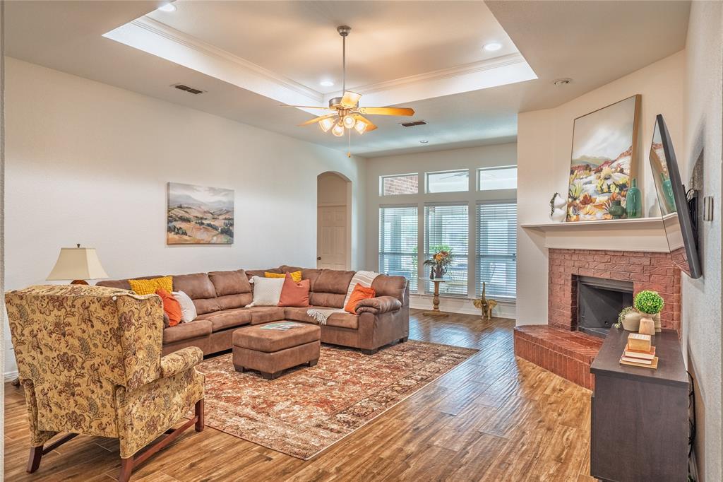 641 Carriage Lane
