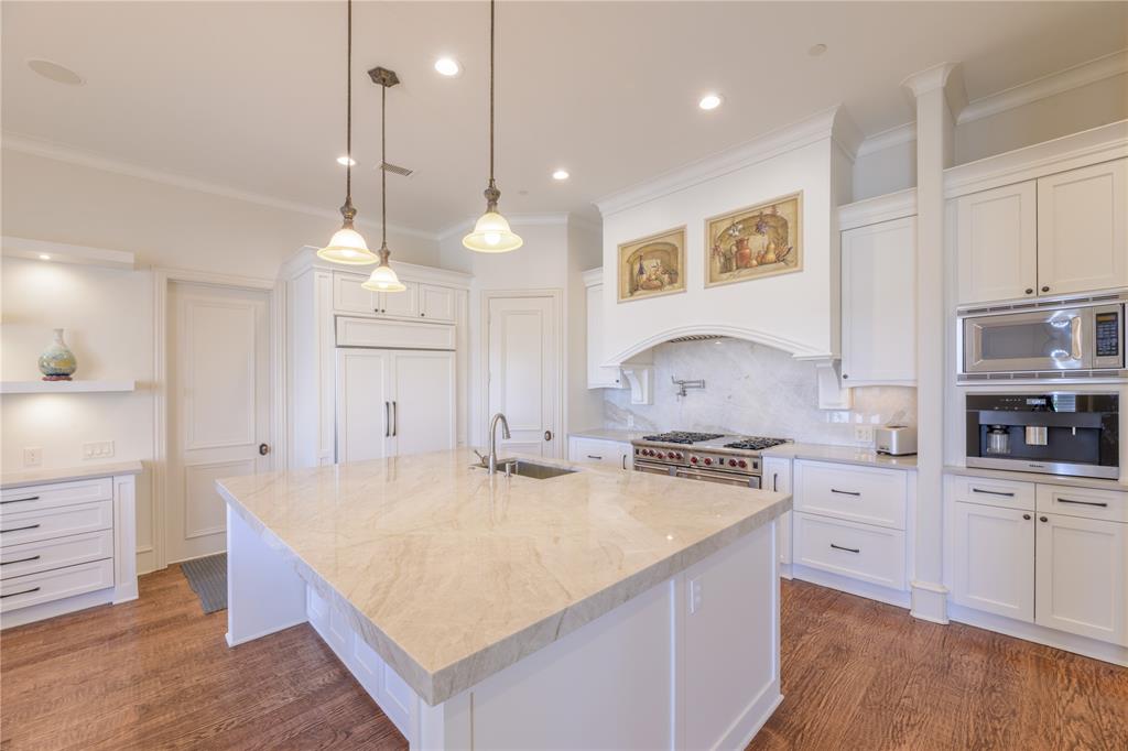 The Lakes On Legacy Drive Ph II - Residential