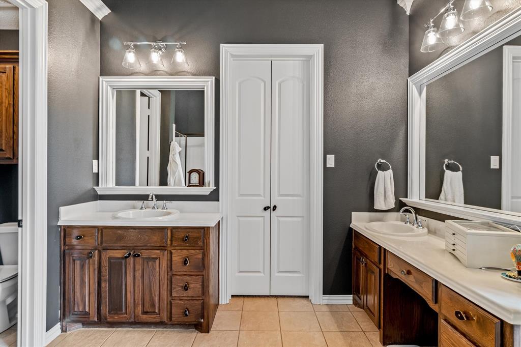 SHADOW LAKES PH 1 - Residential