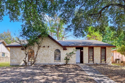 Photo of 2508 Norway Drive, Garland, TX 75040 (MLS # 21369615)