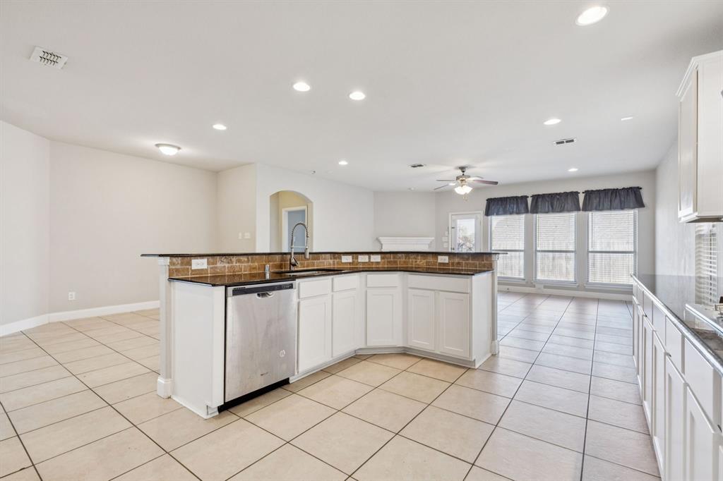 540 Calliopsis Street