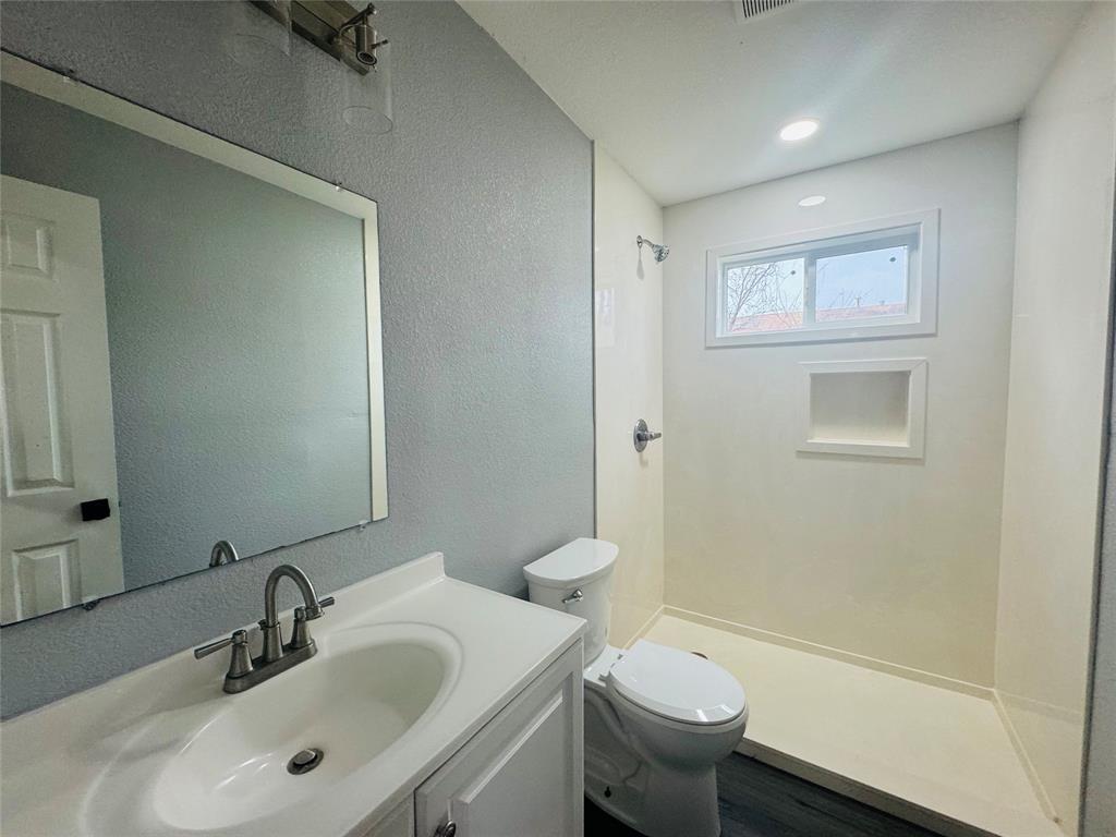 Lippard H J - Residential