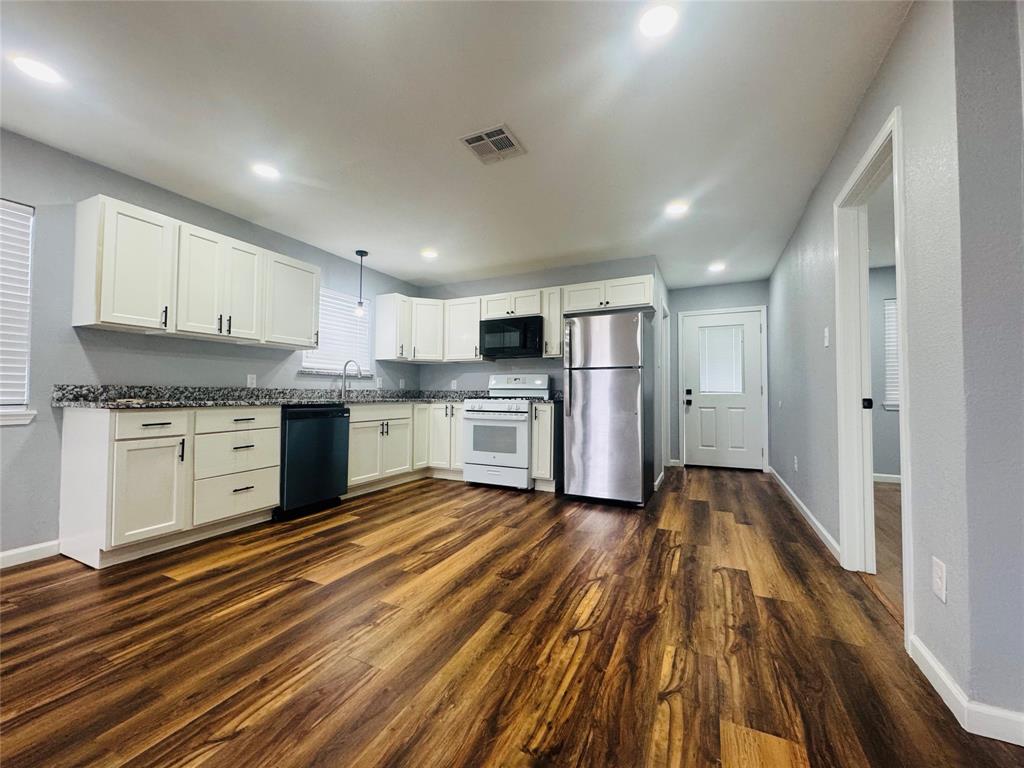 Lippard H J - Residential