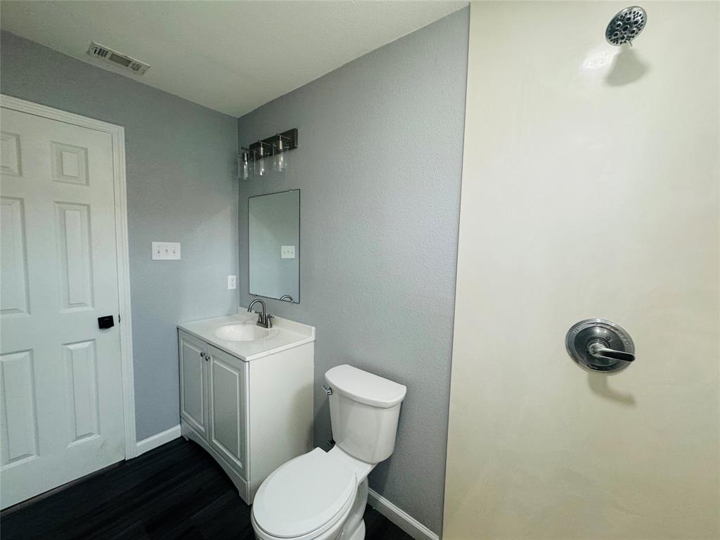 Lippard H J - Residential