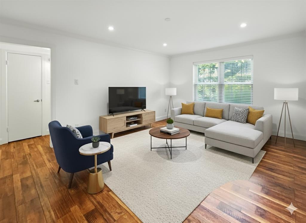 Villa Royale Condo - Residential Lease