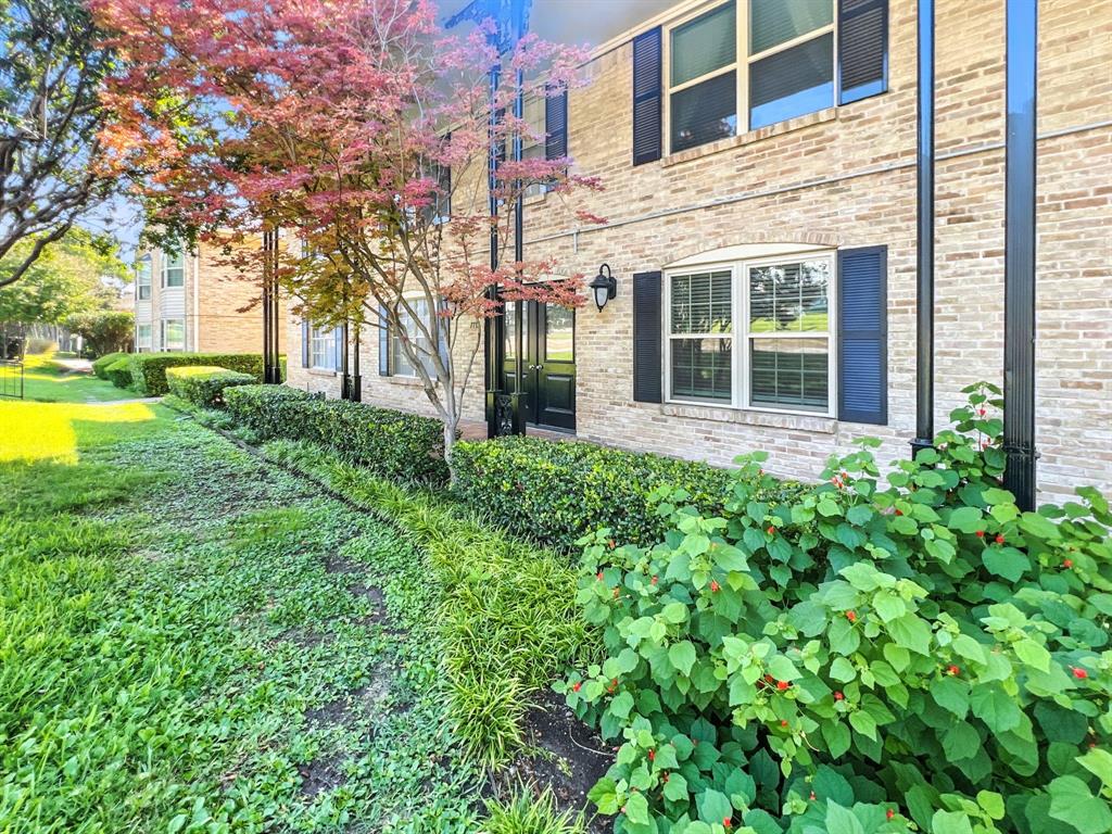 Villa Royale Condo - Residential Lease