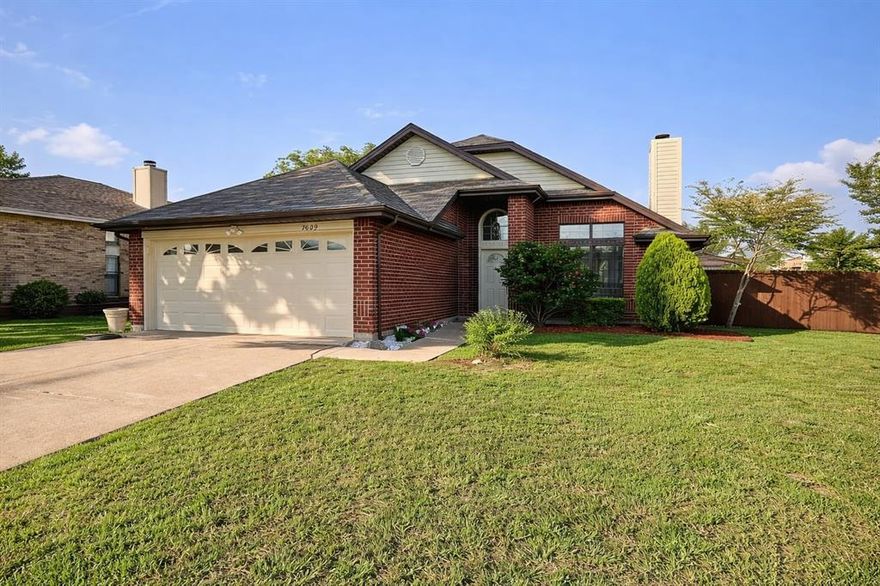 Fully remodeled and move-in ready, this stunning 3-bedroom, 2-bath home in Rowlett delivers modern living with thoughtful design. The downstairs primary suite offers privacy and comfort, complete with dual closets. Upstairs, two spacious bedrooms provide flexibility for guests, family, or workspace needs. Sunlight fills the home through oversized windows, highlighting the fresh updates and stylish finishes. The kitchen is equipped with brand-new appliances, making this home as functional as it is beautiful! Located on a prime corner lot featuring an expansive backyard. Schedule your tour today!