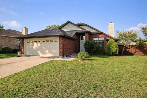 Photo of 7609 Clairmont Avenue, Rowlett, TX 75089 (MLS # 21240968)