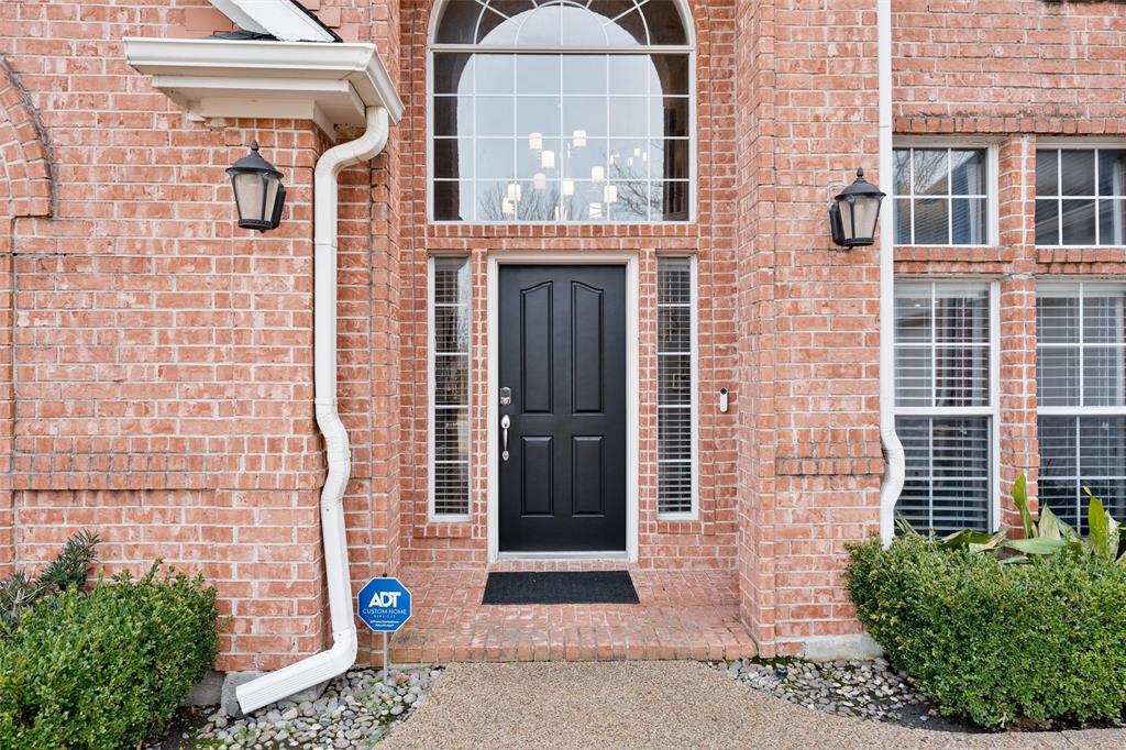 5418 Summit Knoll Trail