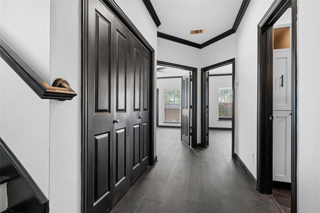 Towne Lake - Residential