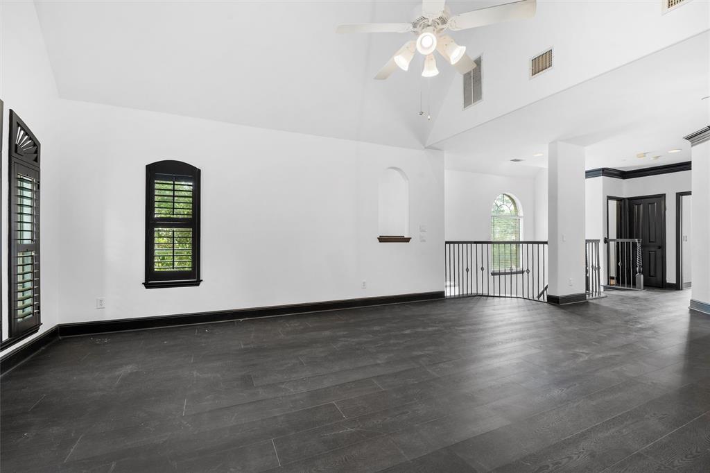 Towne Lake - Residential