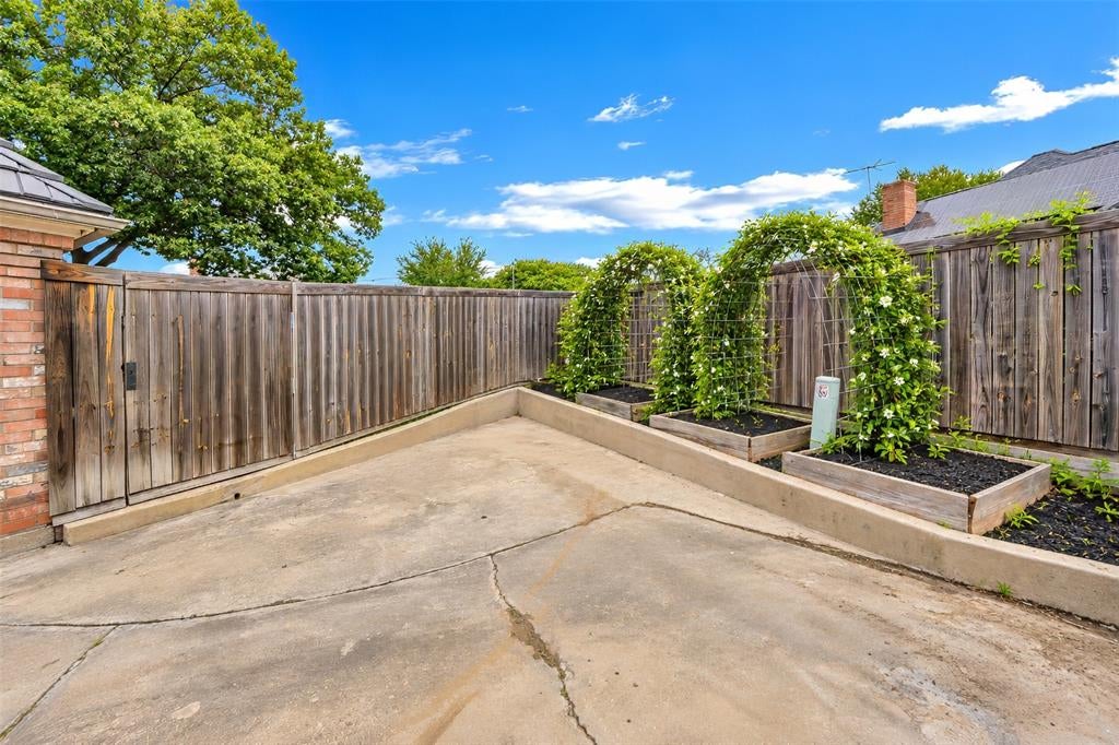 504 Quail Cove Court