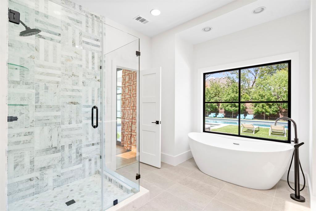 Jackson Heights 04 - Residential