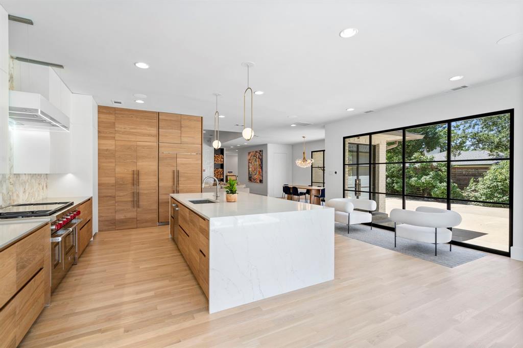 Jackson Heights 04 - Residential