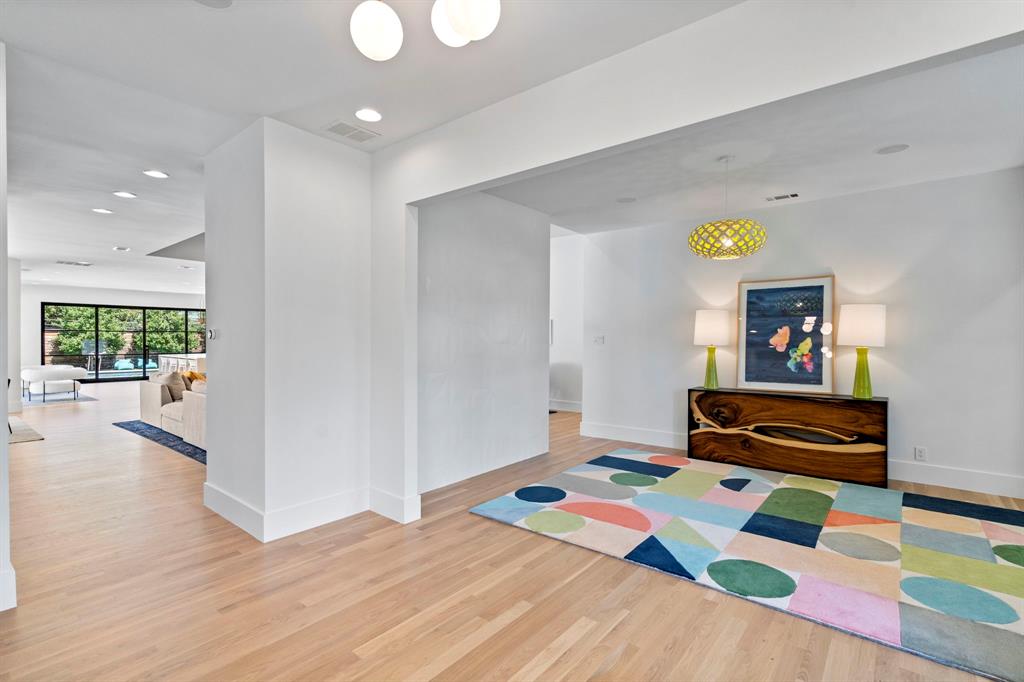 Jackson Heights 04 - Residential