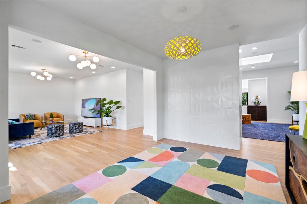 Jackson Heights 04 - Residential