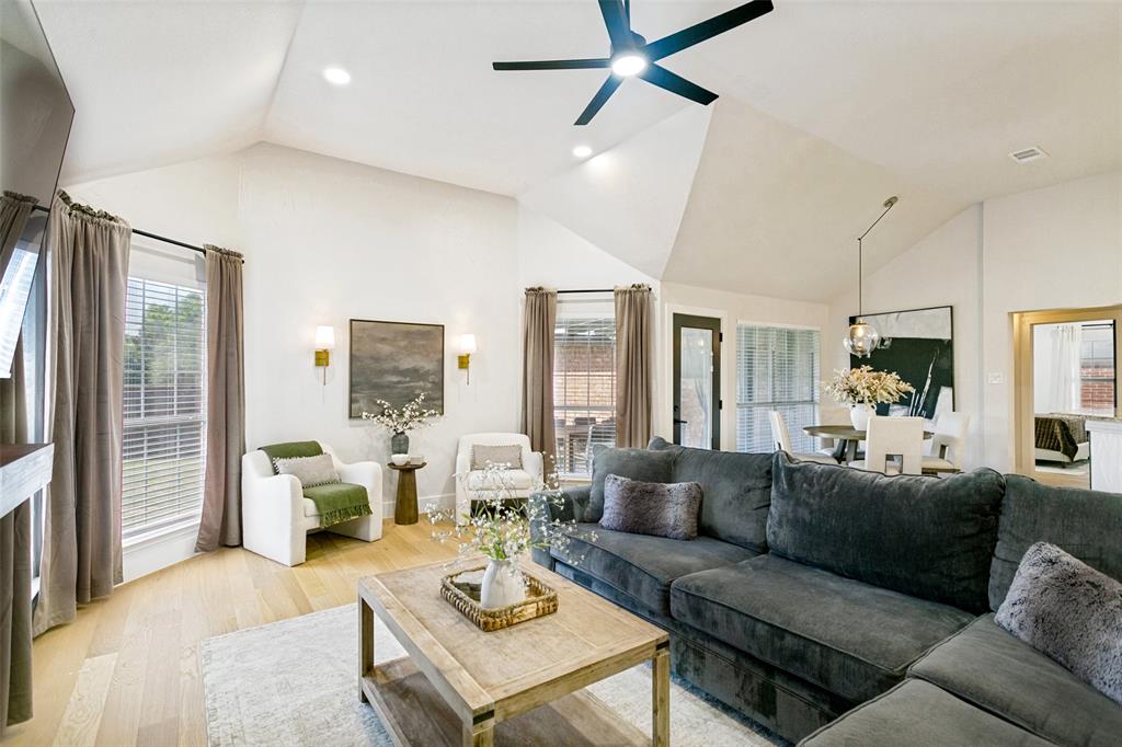 10217 Forrest Drive