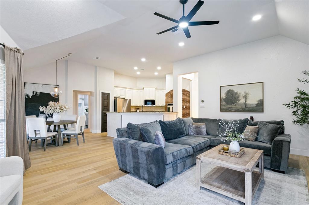 10217 Forrest Drive