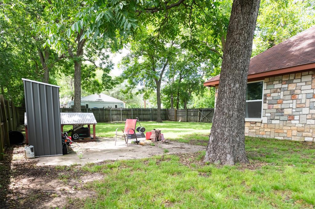 Inglish Add - Residential Lease