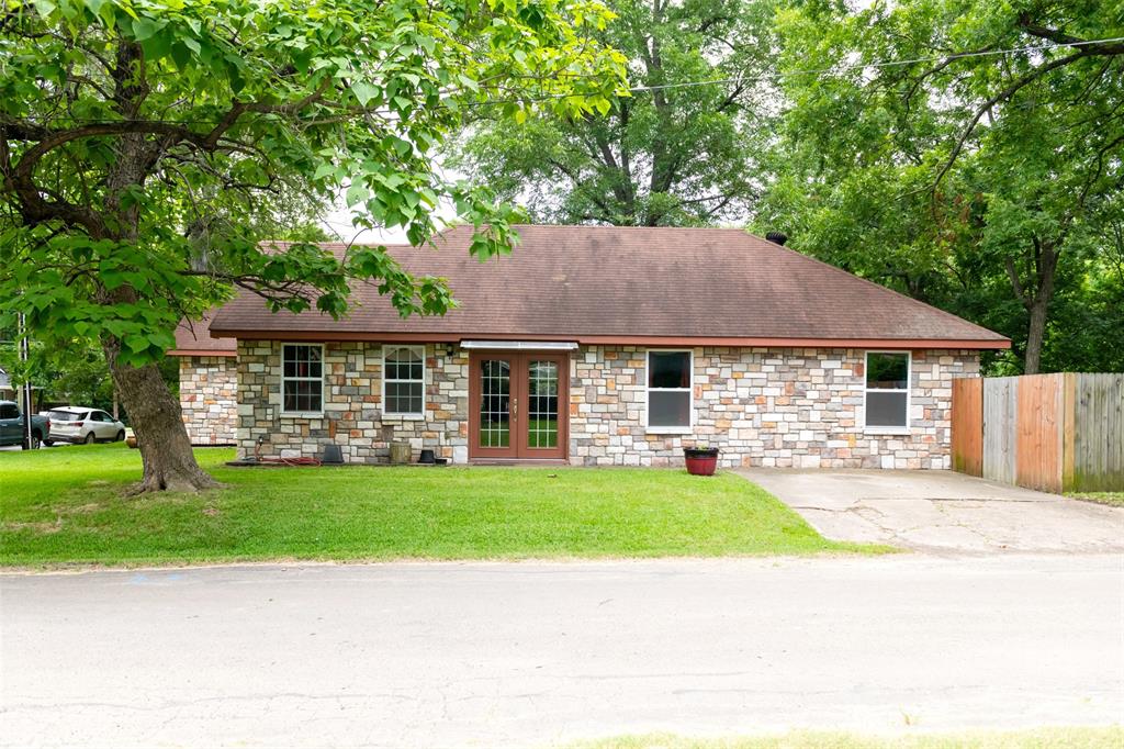 Inglish Add - Residential Lease