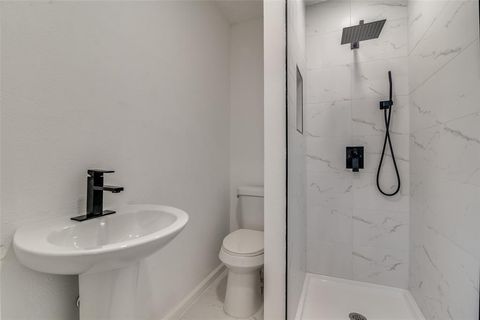 Tiny photo for 1017 Rutherford Dr, Dallas, TX 75149 (MLS # 21100759)