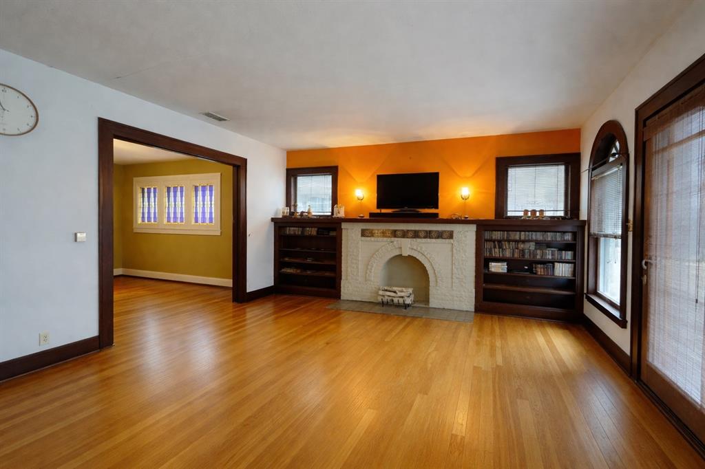 115 N Montclair Avenue