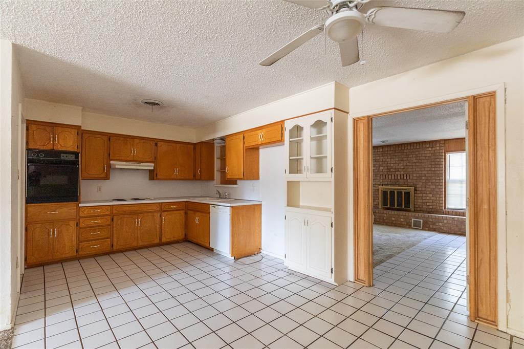 2326 S 38th Street