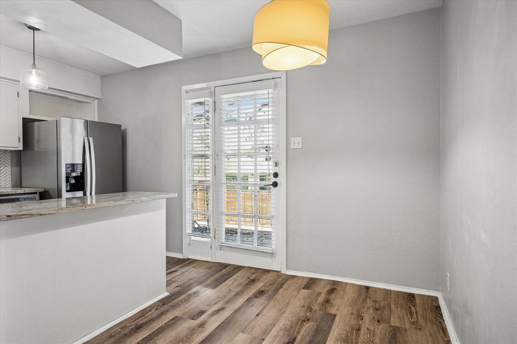 5226 Fleetwood Oaks Avenue 214