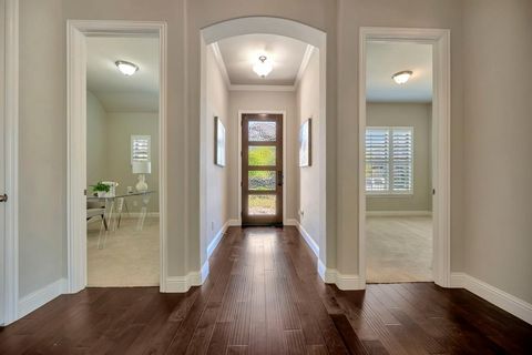 Tiny photo for 319 Park Drive, Euless, TX 76040 (MLS # 21100543)