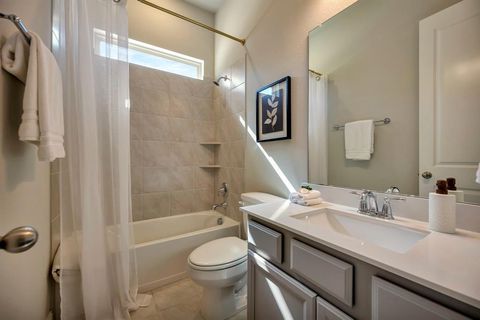 Tiny photo for 319 Park Drive, Euless, TX 76040 (MLS # 21100543)