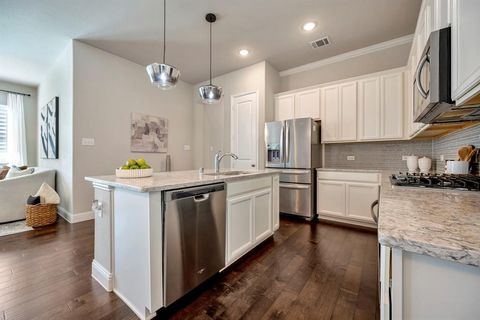 Tiny photo for 319 Park Drive, Euless, TX 76040 (MLS # 21100543)